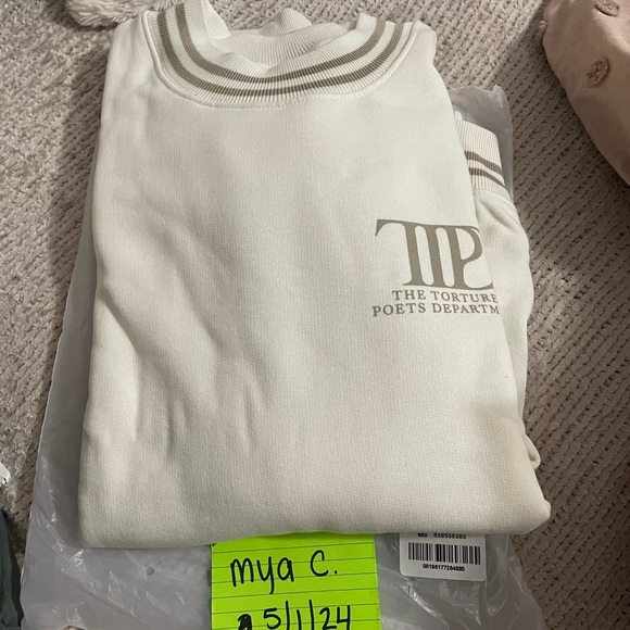 Taylor Swift TTPD Crewneck Large - Picture 2 of 2